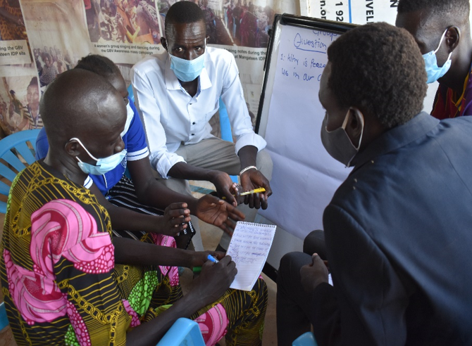 南スーダン：栗田工業株式会社様のご支援により、マンガテン国内避難民キャンプの水資源管理委員会に、紛争管理・リーダーシップの研修を実施